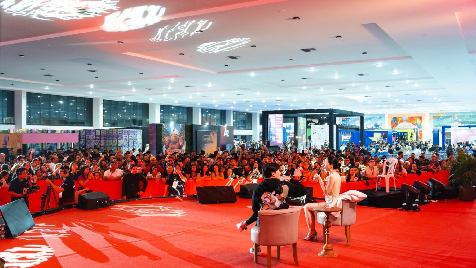 Fãs reunidos para acompanhar o Red Carpet no Imagineland On The Road│ Foto/Divulgação: assessoria Imagineland